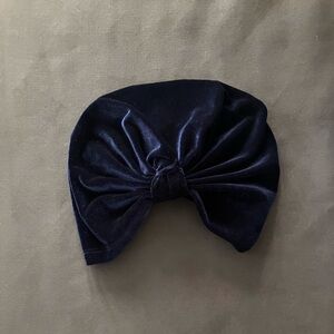 Elegant Navy Velvet Women's Hat